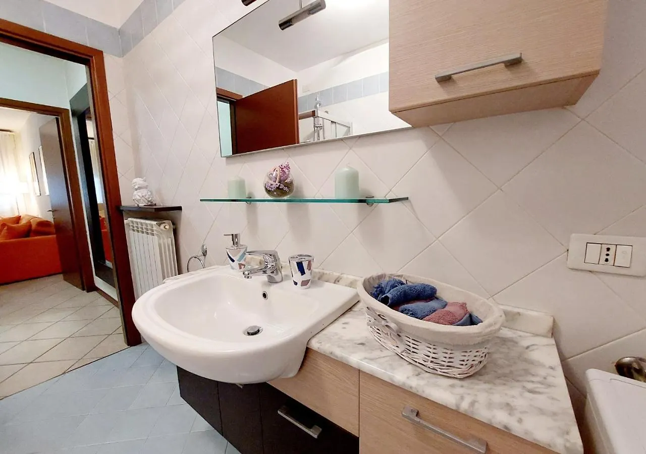 Monolocale-7 Minuti Da Bergamo, 10 Minuti Milan Bergamo Airport Apartman Gorle